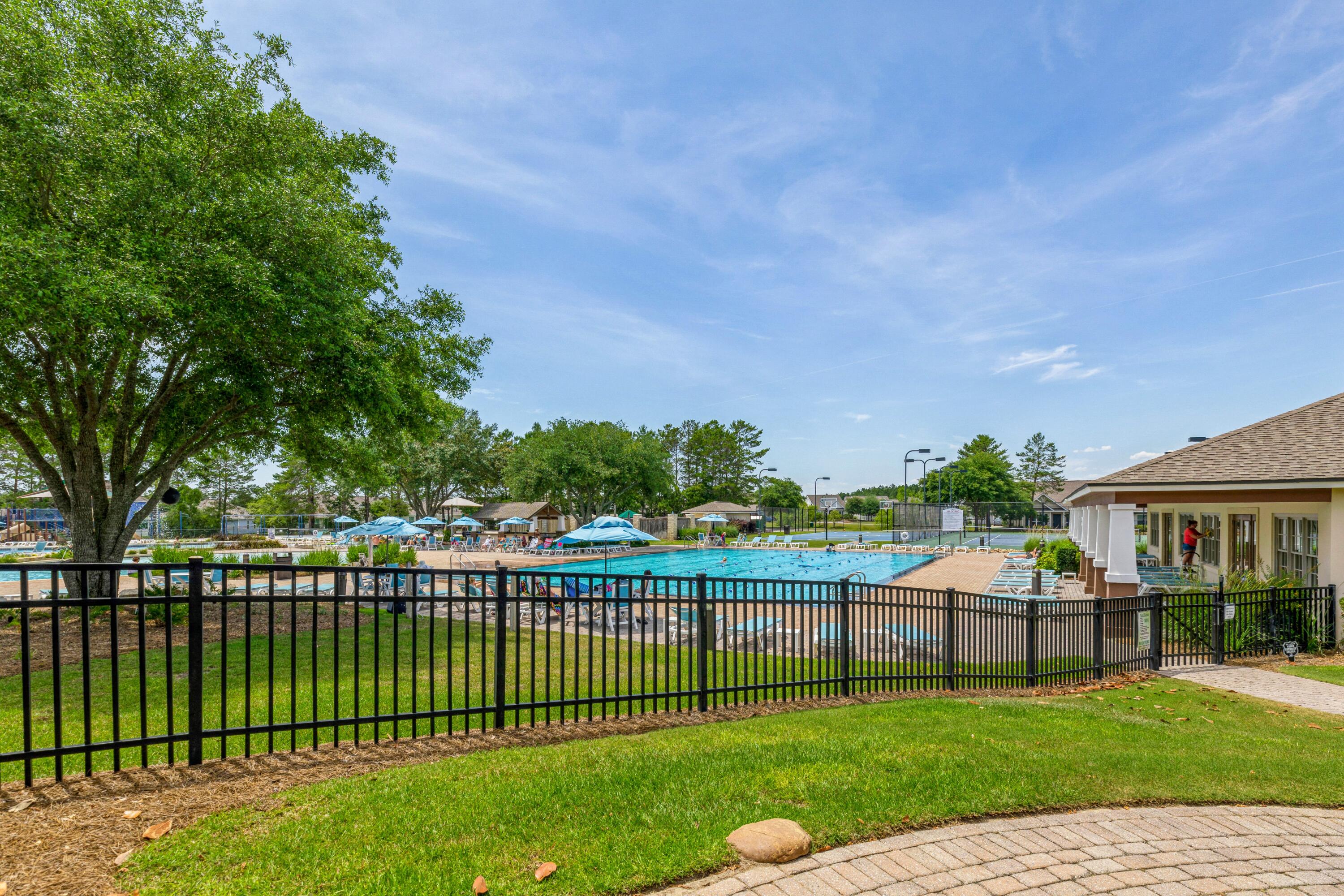 Freeport, Florida, 32439, United States, 4 Bedrooms Bedrooms, ,3 BathroomsBathrooms,Residential,For Sale,1876271