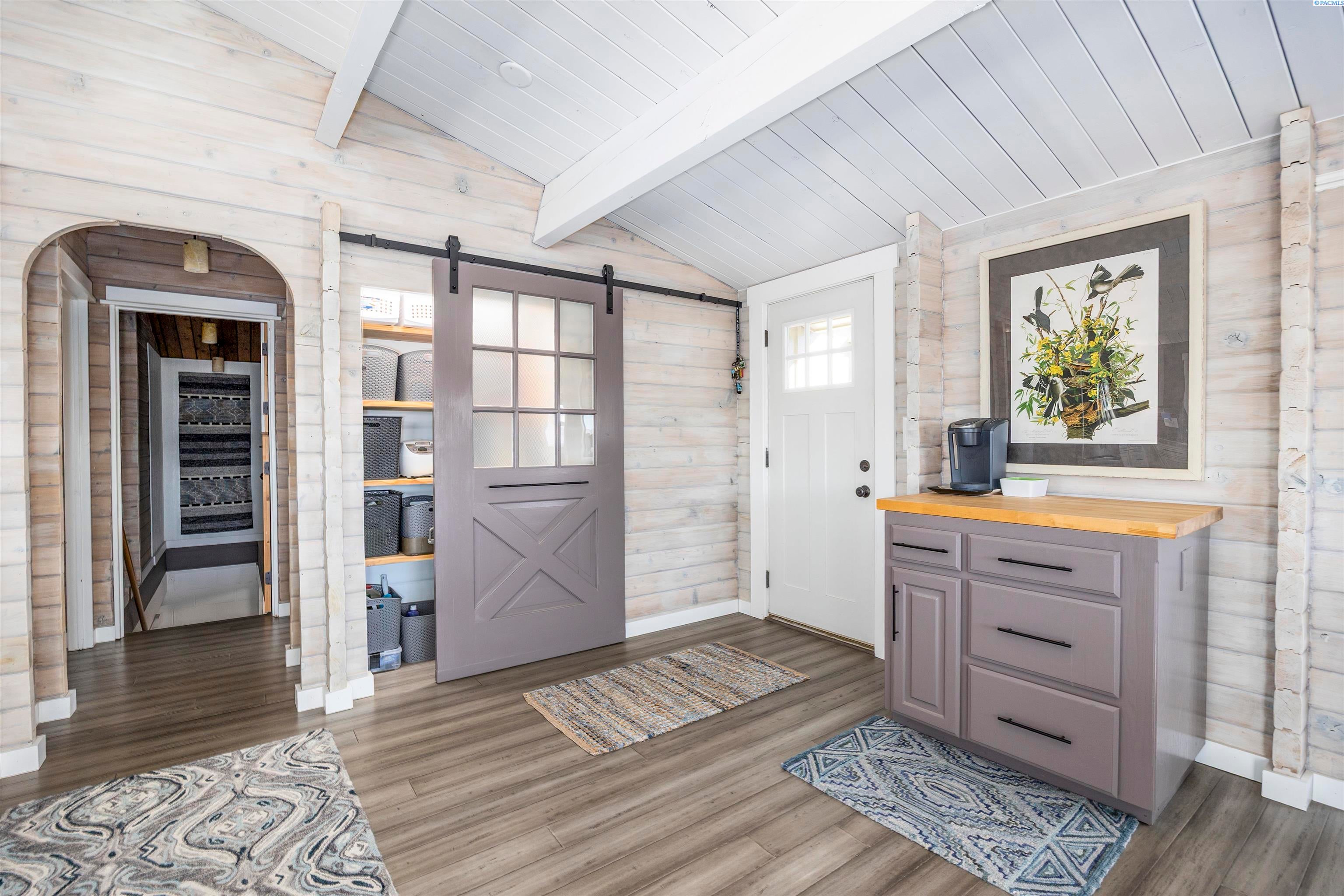 Benton City, Washington, 99320, United States, 3 Bedrooms Bedrooms, ,2 BathroomsBathrooms,Residential,For Sale,1992566