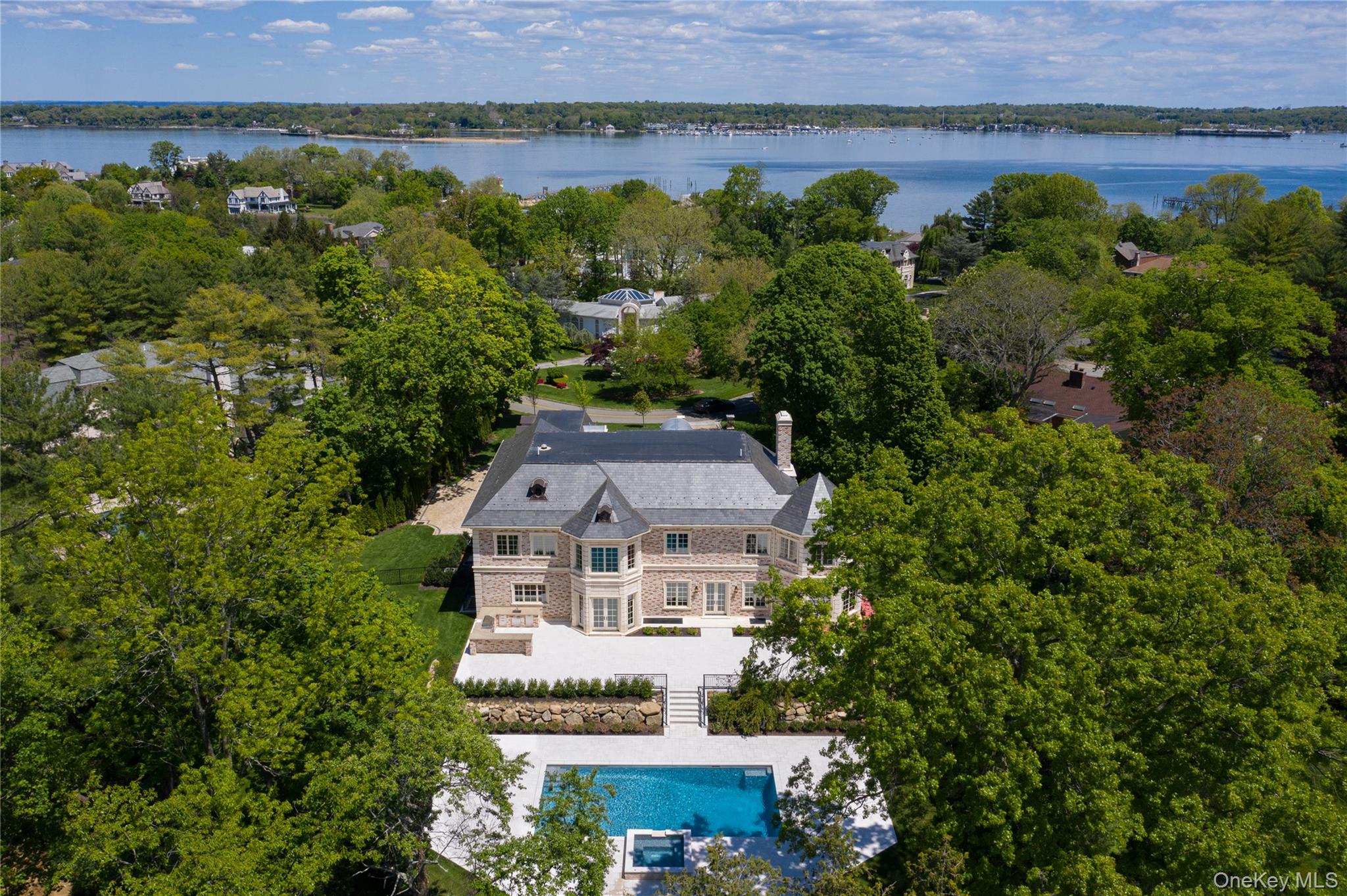  6 Foxwood Road, Great Neck, NY, 11024 - 物件實景