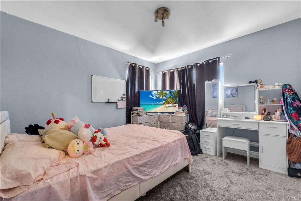 Fontana, California, 92335, United States, 4 Bedrooms Bedrooms, ,3 BathroomsBathrooms,Residential,For Sale,1981339