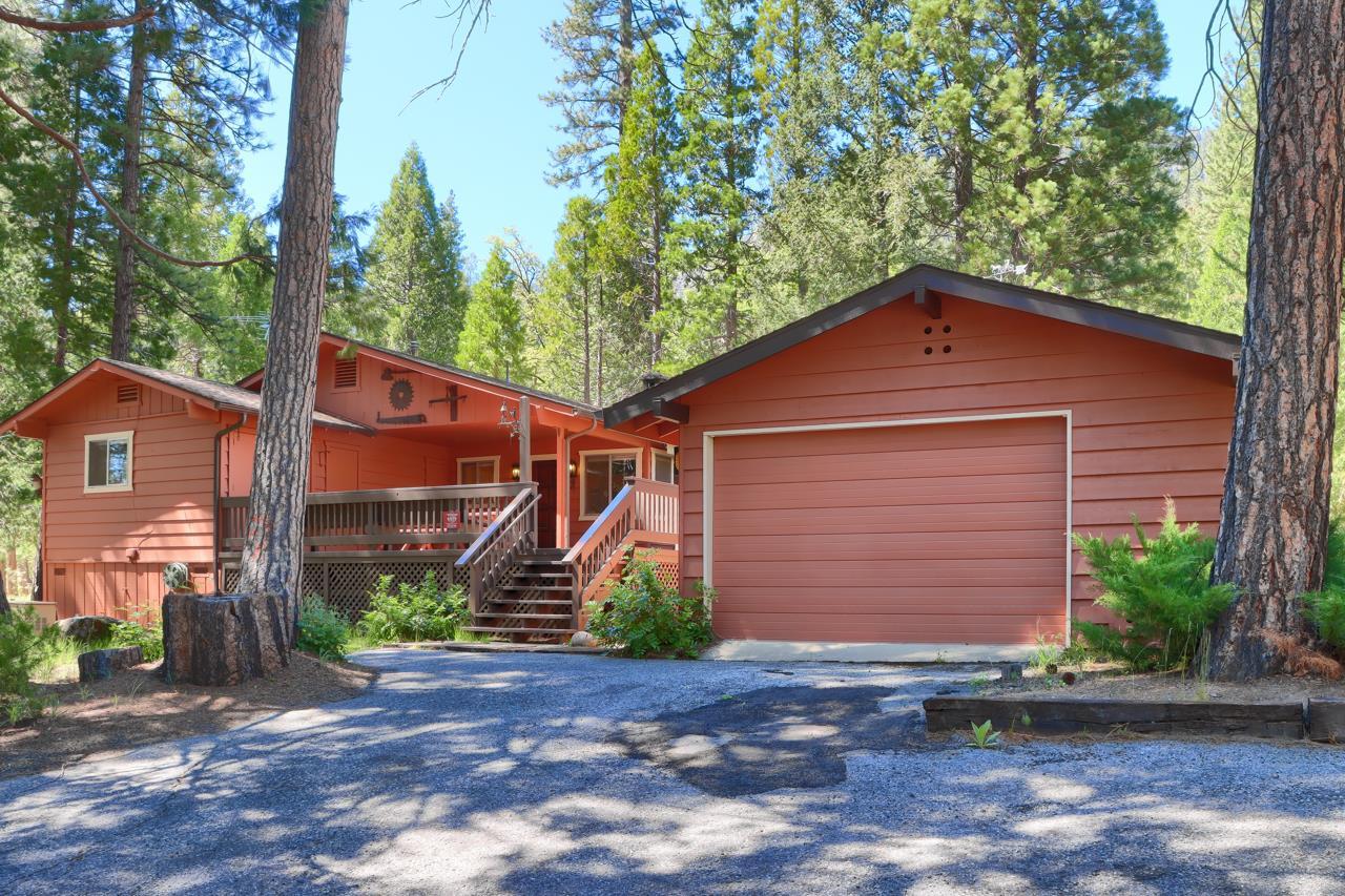 Wawona, California, 95389, United States, 3 Bedrooms Bedrooms, ,2 BathroomsBathrooms,Residential,For Sale,1835997