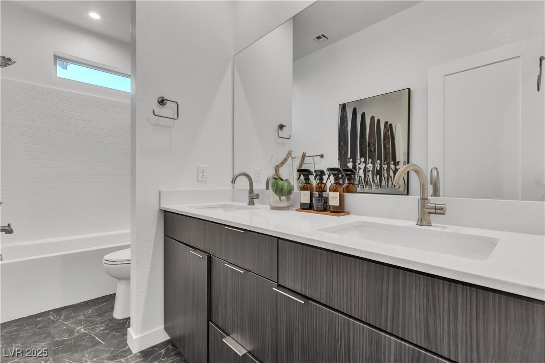 Henderson, Nevada, 89044, United States, 4 Bedrooms Bedrooms, ,2 BathroomsBathrooms,Residential,For Sale,1978774