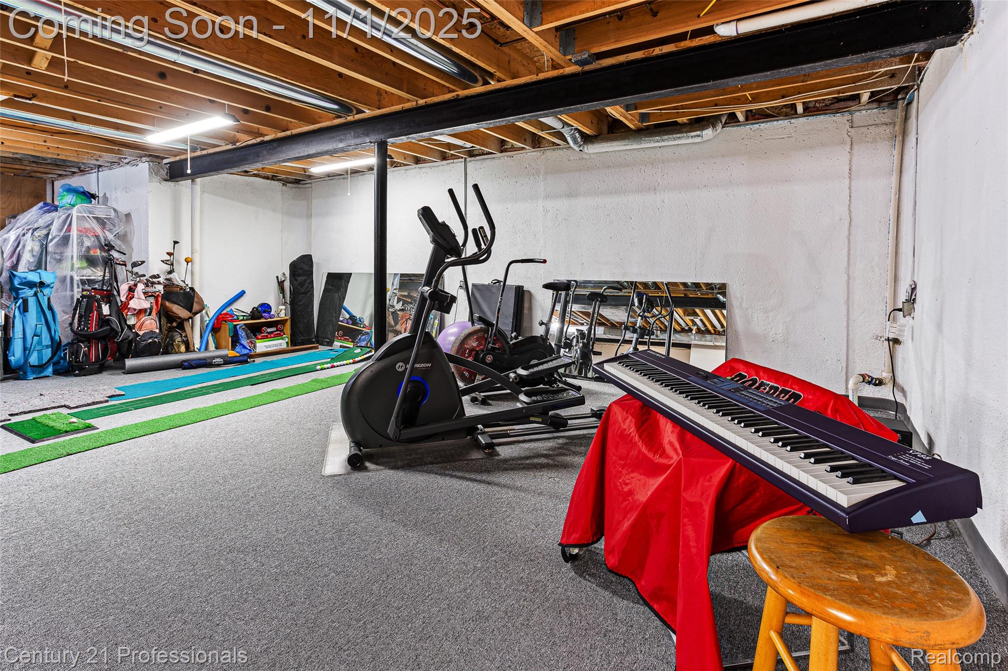 FarmingtonHills, Michigan, 48331, United States, 3 Bedrooms Bedrooms, ,3 BathroomsBathrooms,Residential,For Sale,1983371