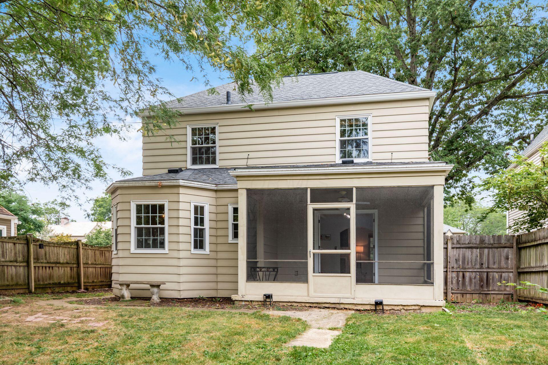 Bexley, Ohio, 43209, United States, 3 Bedrooms Bedrooms, ,2 BathroomsBathrooms,Residential,For Sale,1927021