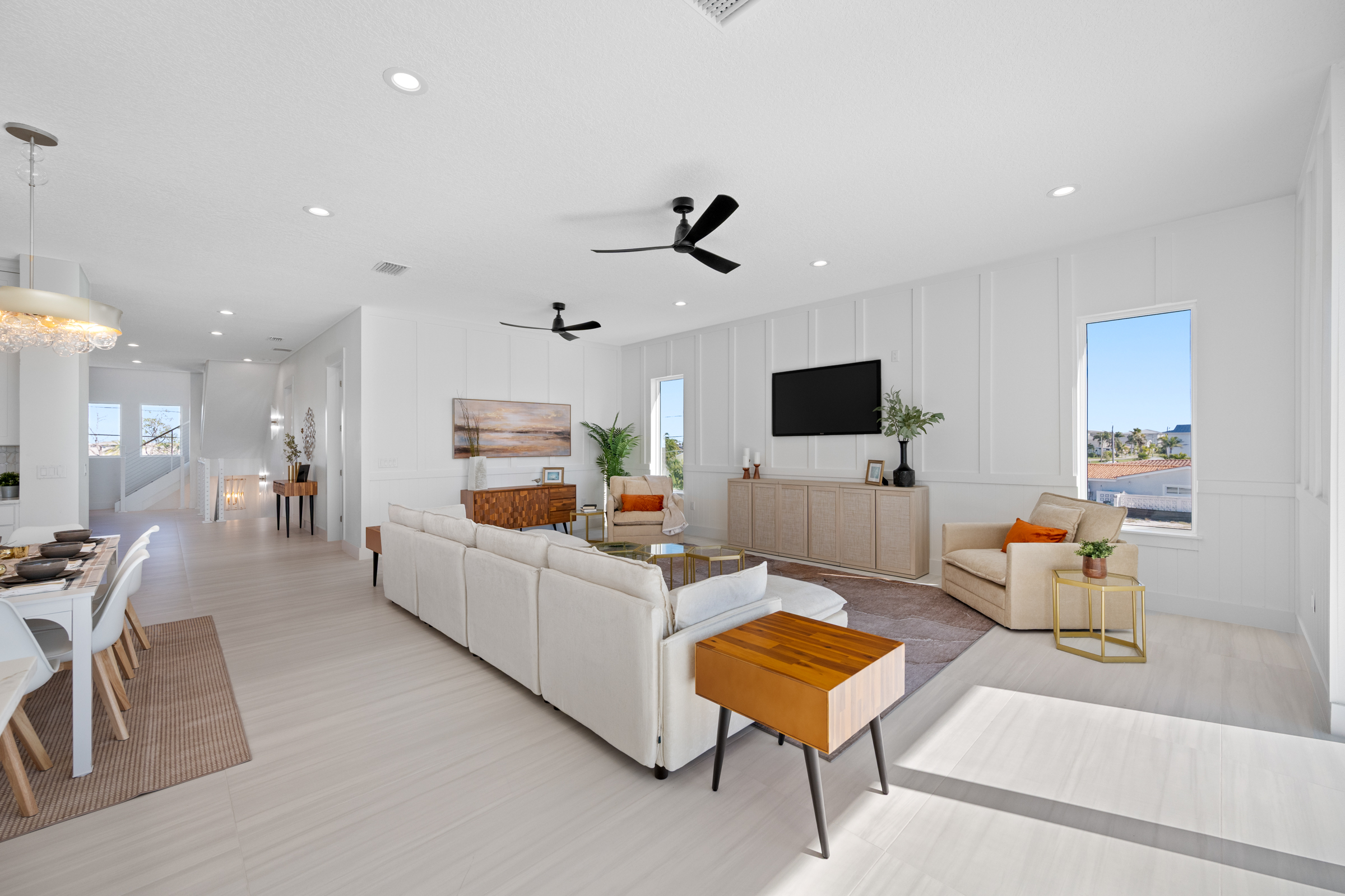 Treasure Island, Florida, 33706, United States, 6 Bedrooms Bedrooms, ,6 BathroomsBathrooms,Residential,For Sale,2032773