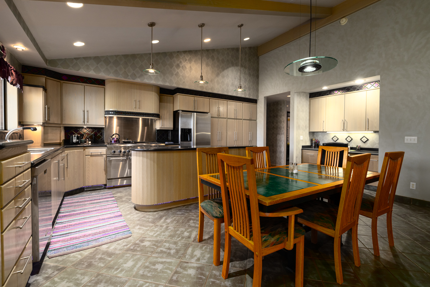 Vernal, Utah, 84078, United States, 3 Bedrooms Bedrooms, ,3 BathroomsBathrooms,Residential,For Sale,2014063