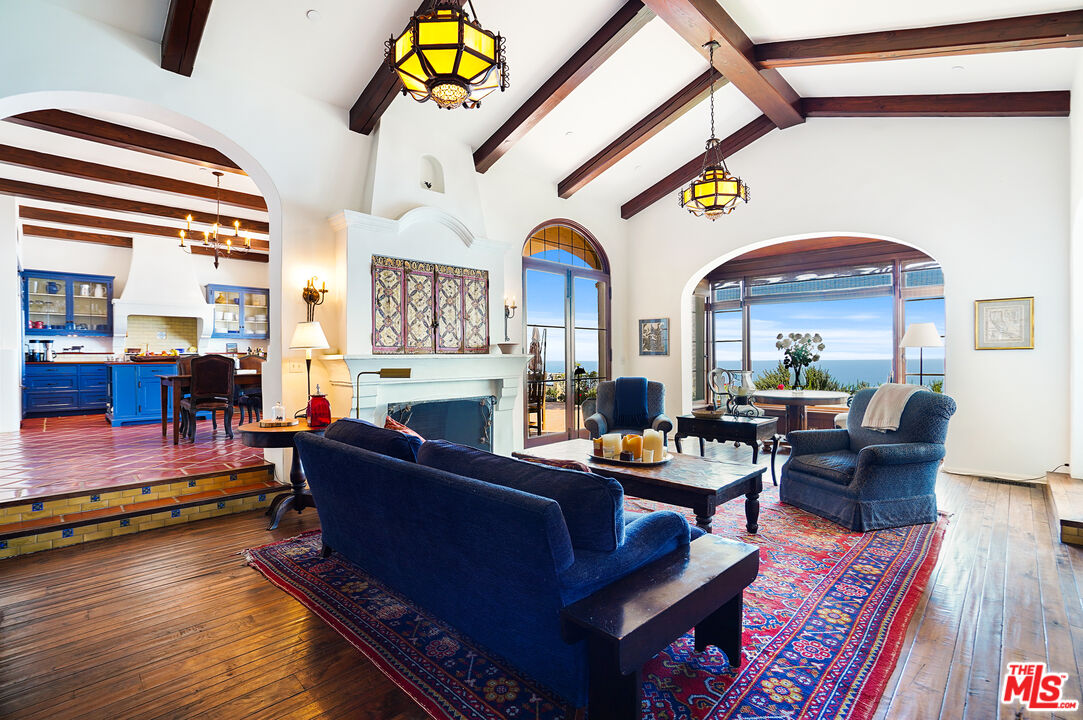 Malibu, California, 90265, United States, 3 Bedrooms Bedrooms, ,4 BathroomsBathrooms,Residential,For Sale,1846867