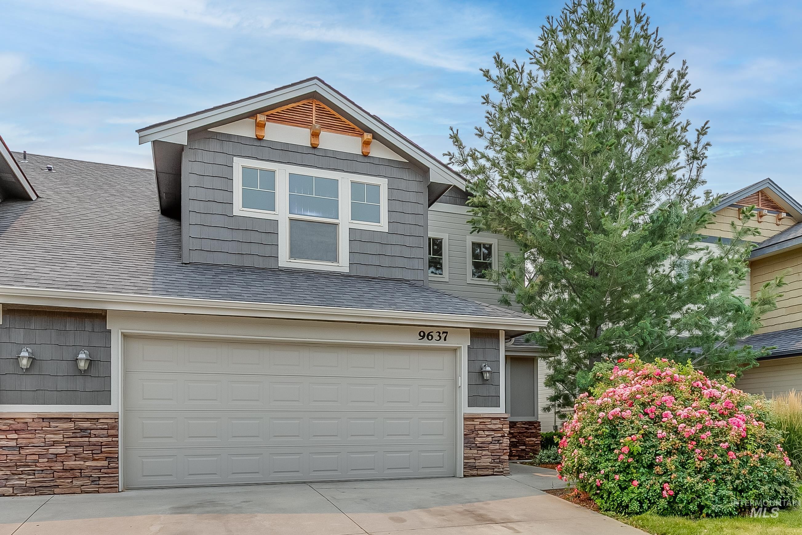 9635/9637 Landmark St, Boise, Idaho, 83704, United States, 6 Bedrooms Bedrooms, ,6 BathroomsBathrooms,Residential,For Sale,9635/9637 Landmark St,1432843