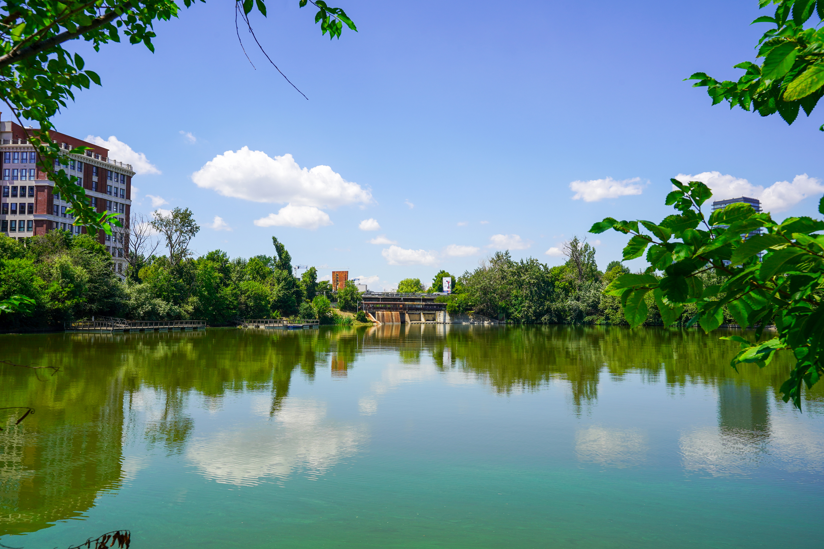  Four-Room Lakefront Apartment with Unobstructed Views over Lake Floreasca - 物件實景