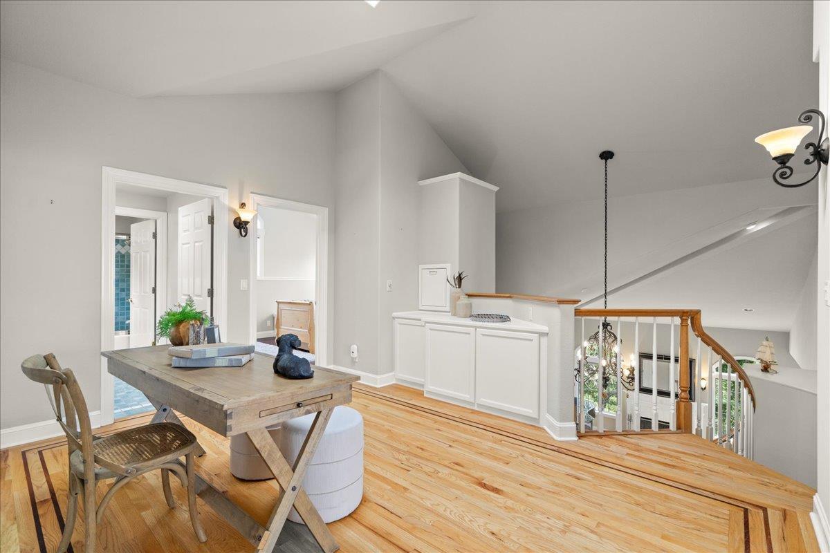 Los Gatos, California, 95033, United States, 5 Bedrooms Bedrooms, ,4 BathroomsBathrooms,Residential,For Sale,1744780