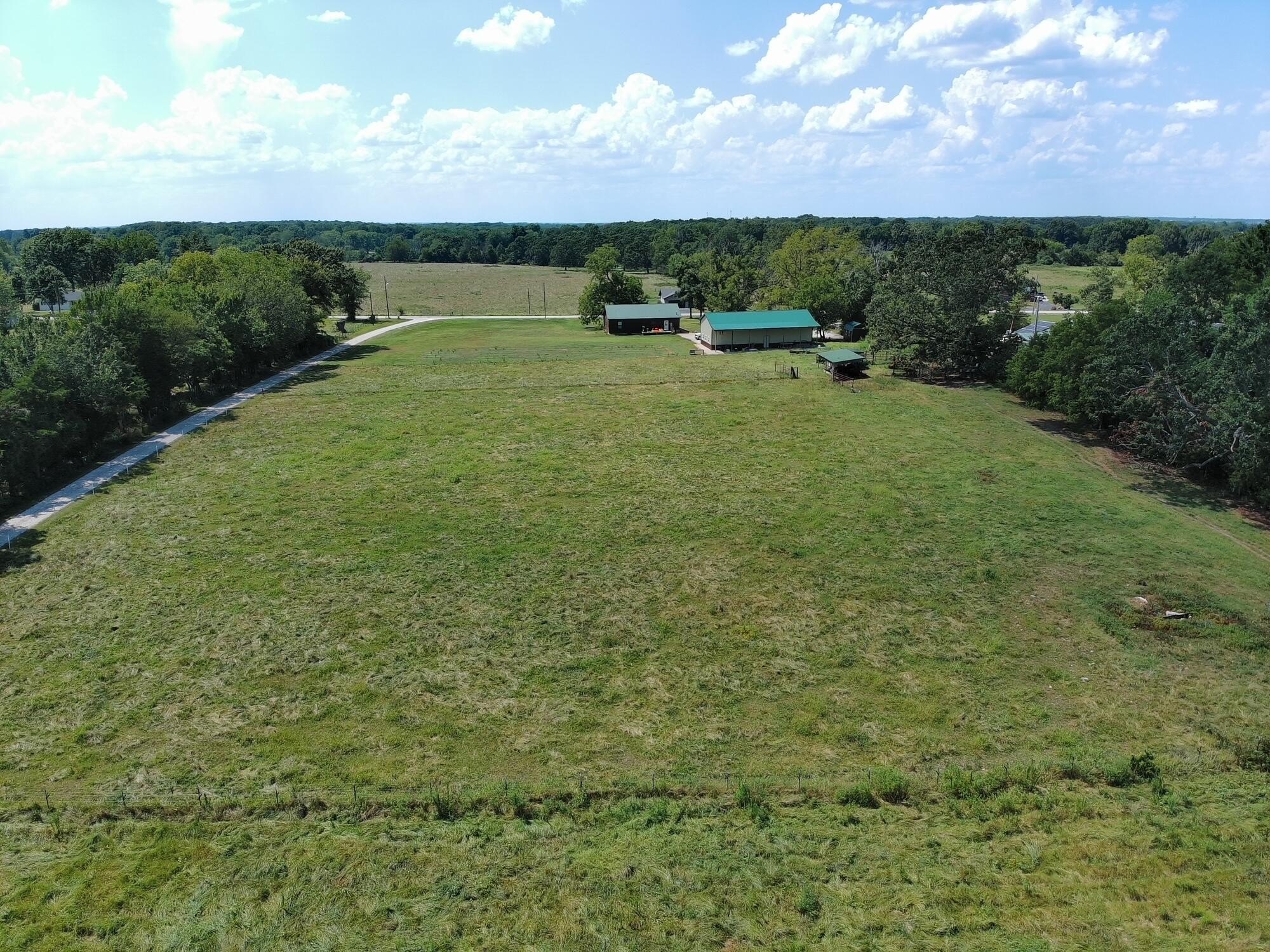 Rogersville, Missouri, 65742, United States, 3 Bedrooms Bedrooms, ,2 BathroomsBathrooms,Residential,For Sale,1979438