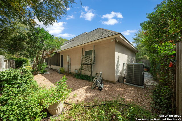 San Antonio, Texas, 78231, United States, 3 Bedrooms Bedrooms, ,2 BathroomsBathrooms,Residential,For Sale,1975572