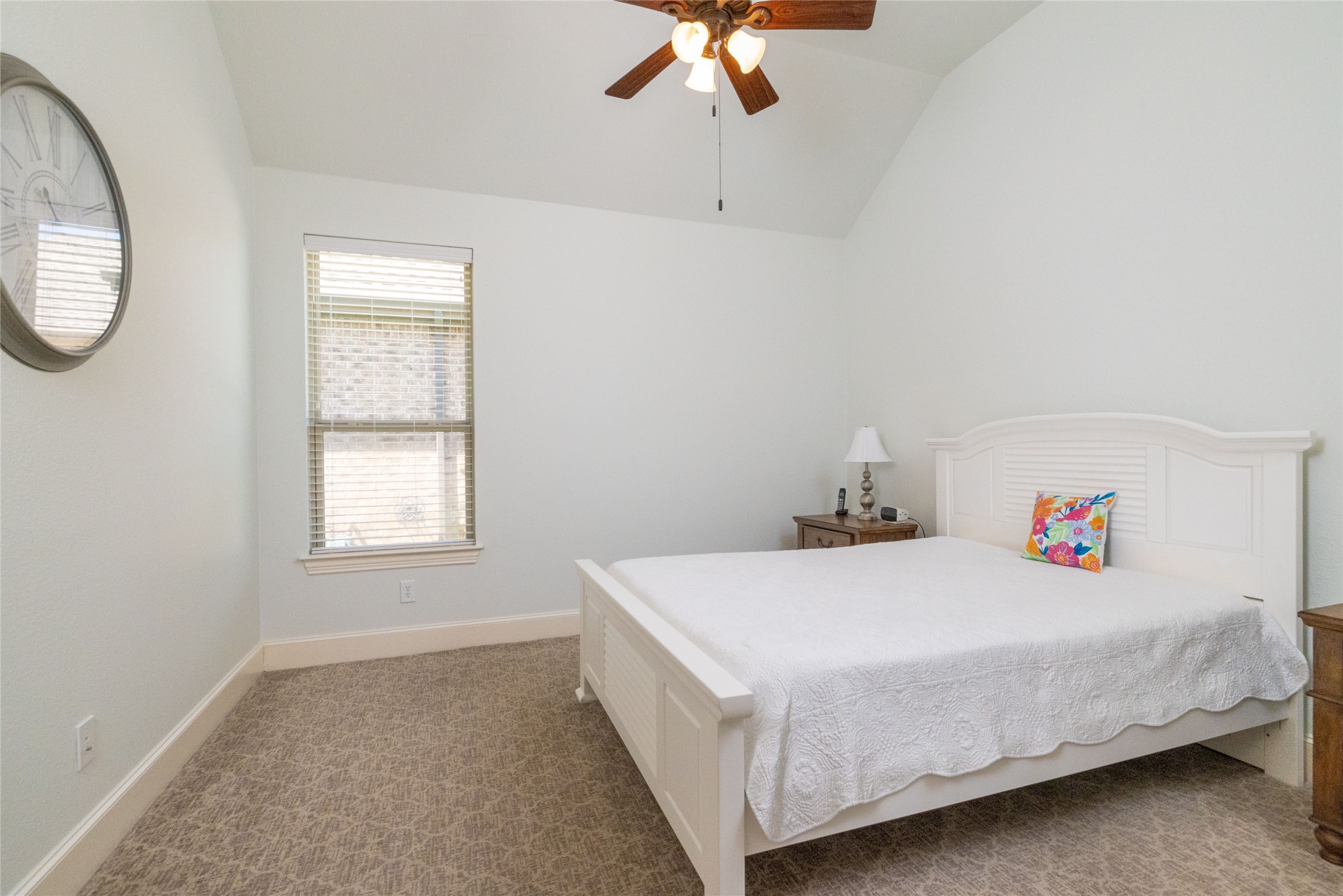Lantana, Texas, 76226, United States, 3 Bedrooms Bedrooms, ,4 BathroomsBathrooms,Residential,For Sale,1902225