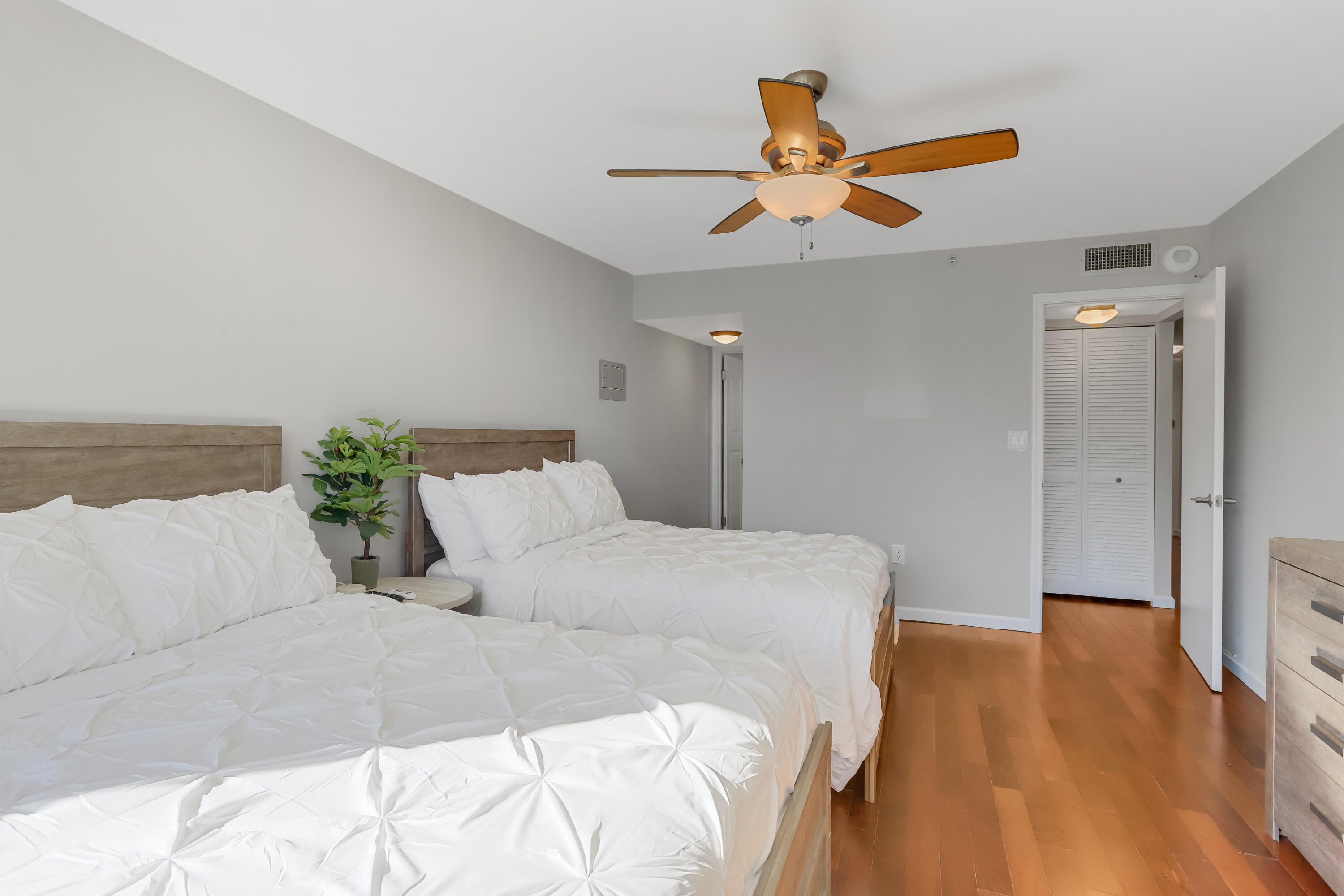Highland Beach, Florida, 33487, United States, 1 Bedroom Bedrooms, ,2 BathroomsBathrooms,Residential,For Sale,1729334