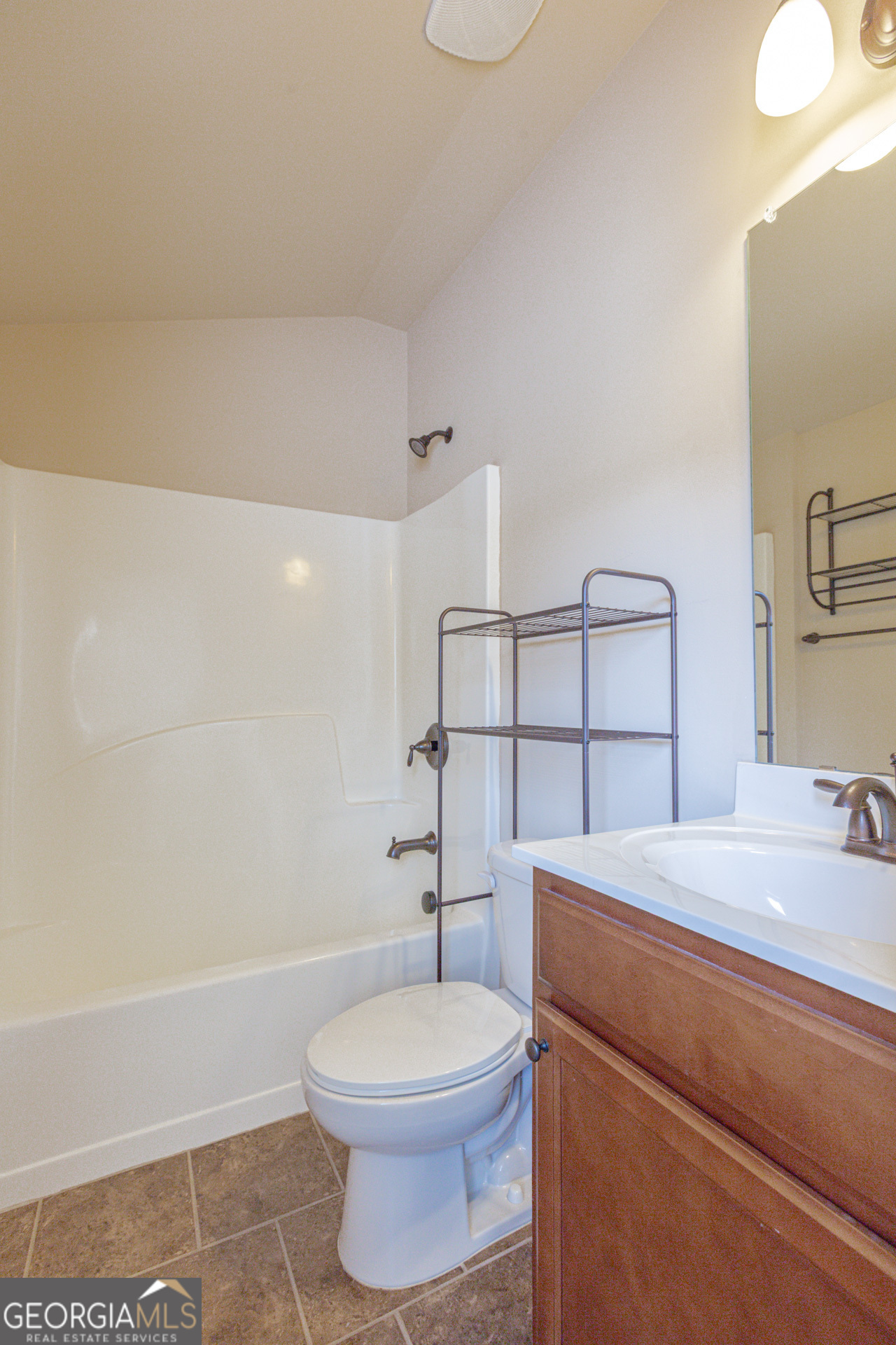 Senoia, Georgia, 30276, United States, 4 Bedrooms Bedrooms, ,3 BathroomsBathrooms,Residential,For Sale,1970203