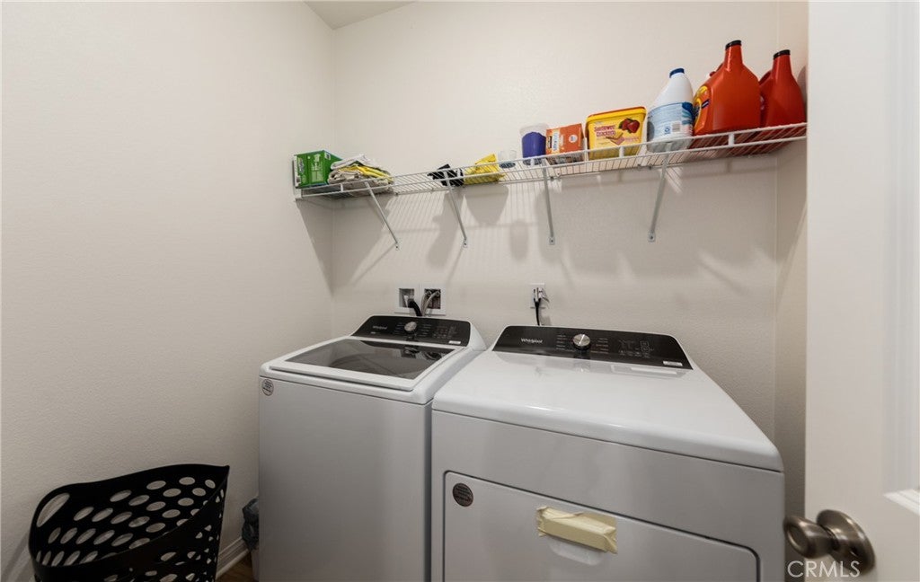 Riverside, California, 92507, United States, 4 Bedrooms Bedrooms, ,3 BathroomsBathrooms,Residential,For Sale,1978411