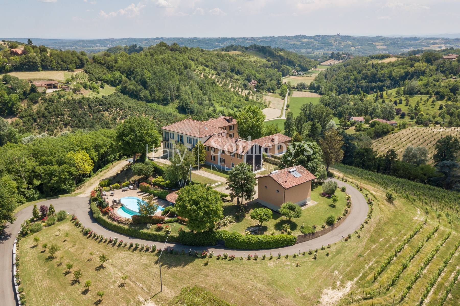  Prestigious estate with breathtaking views of the Alps - 物件實景