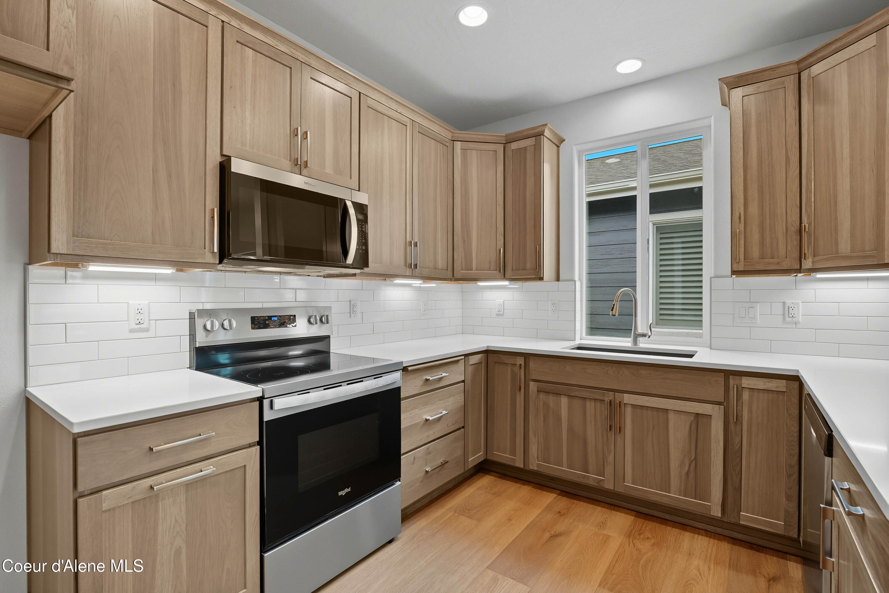 Coeur D'alene, Idaho, 83815, United States, 3 Bedrooms Bedrooms, ,Residential,For Sale,1957513