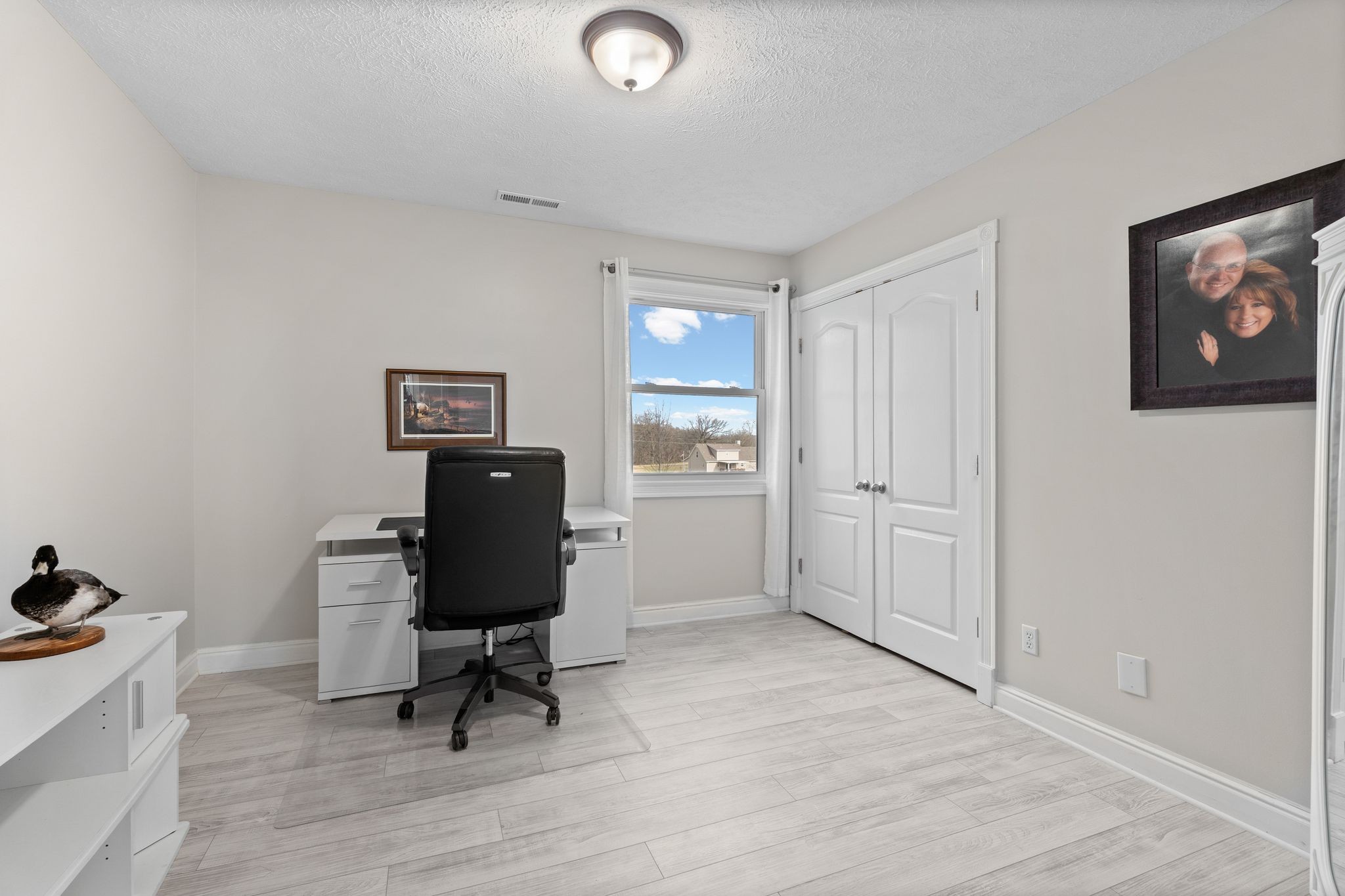 Lewisburg, Tennessee, 37091, United States, 4 Bedrooms Bedrooms, ,3 BathroomsBathrooms,Residential,For Sale,1999662