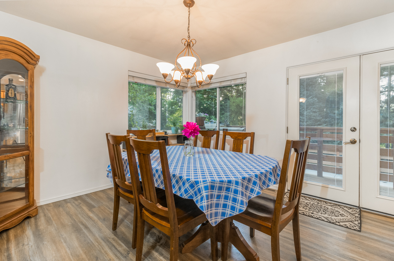 Bonners Ferry, Idaho, 83805, United States, 5 Bedrooms Bedrooms, ,5 BathroomsBathrooms,Residential,For Sale,1879157