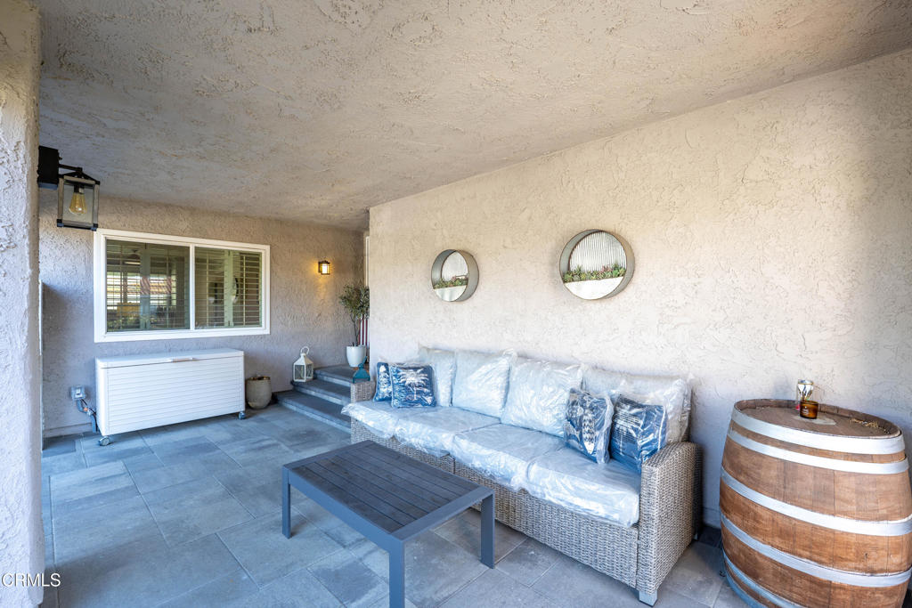 Newbury Park, California, 91320, United States, 4 Bedrooms Bedrooms, ,3 BathroomsBathrooms,Residential,For Sale,1987357