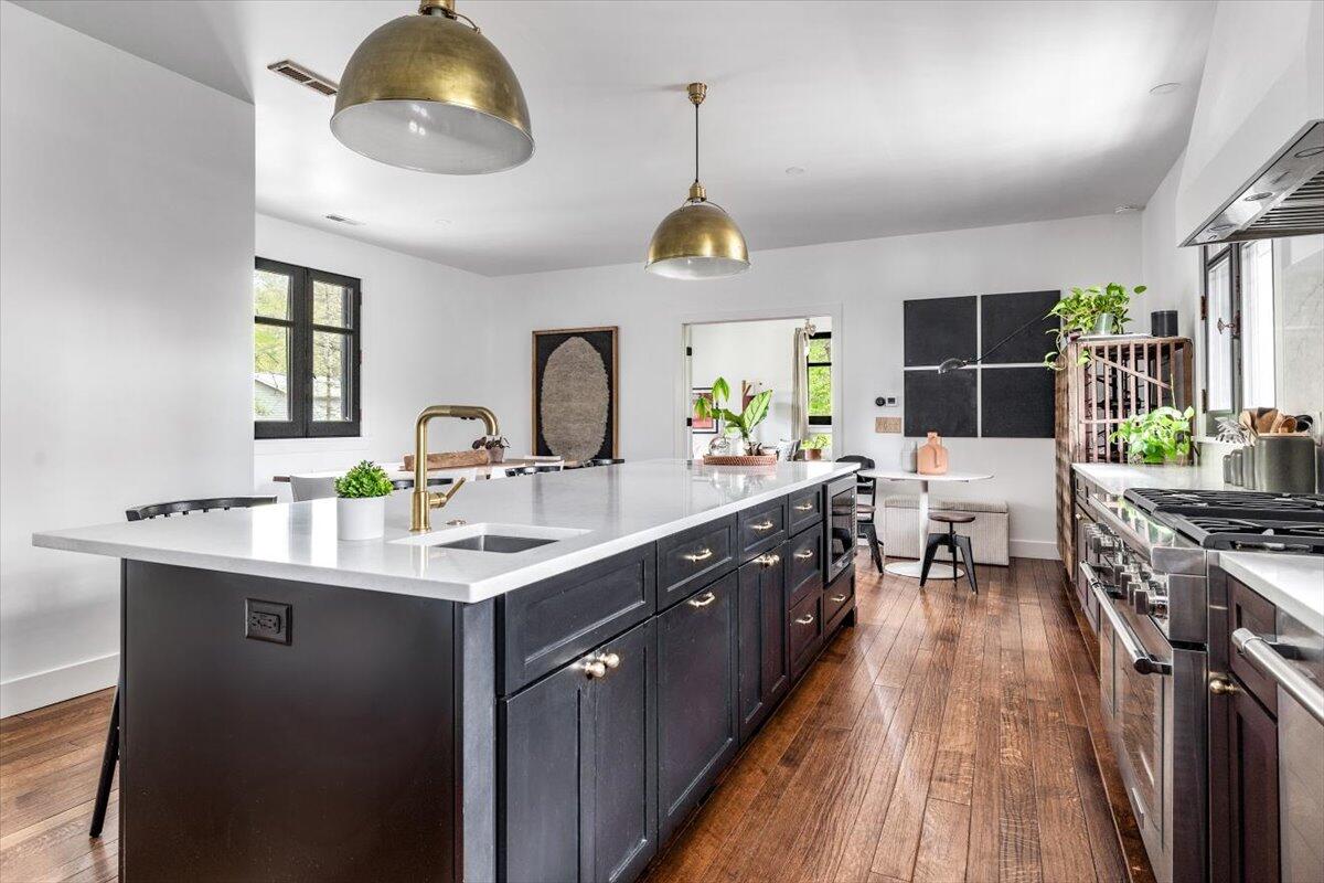 Michiana Shores, Indiana, 46360, United States, 5 Bedrooms Bedrooms, ,4 BathroomsBathrooms,Residential,For Sale,1949684