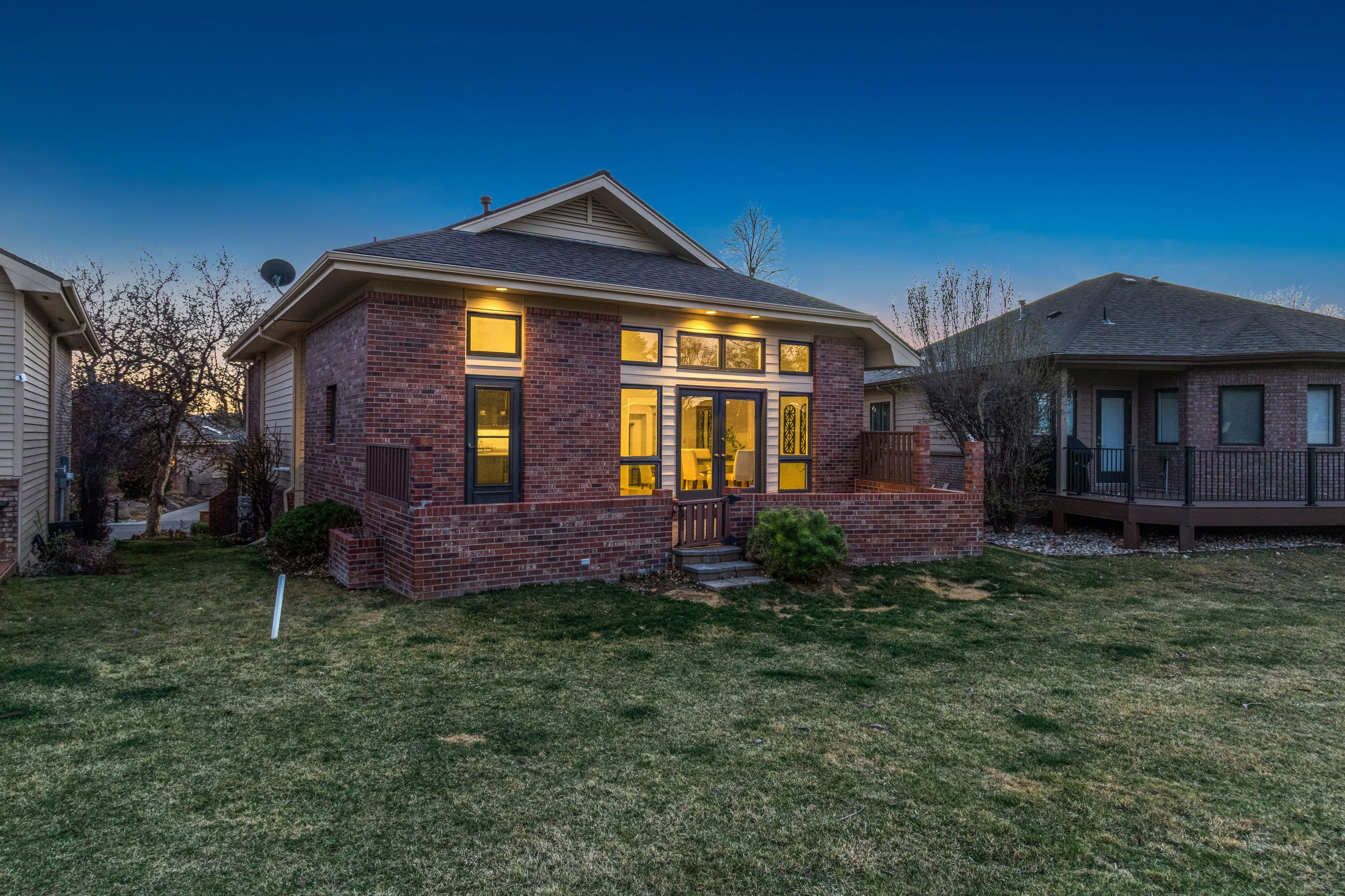  Cottonwood Pointe Home Tucked Along the 9th Fairway of Fort Collins Country Club - 物件實景