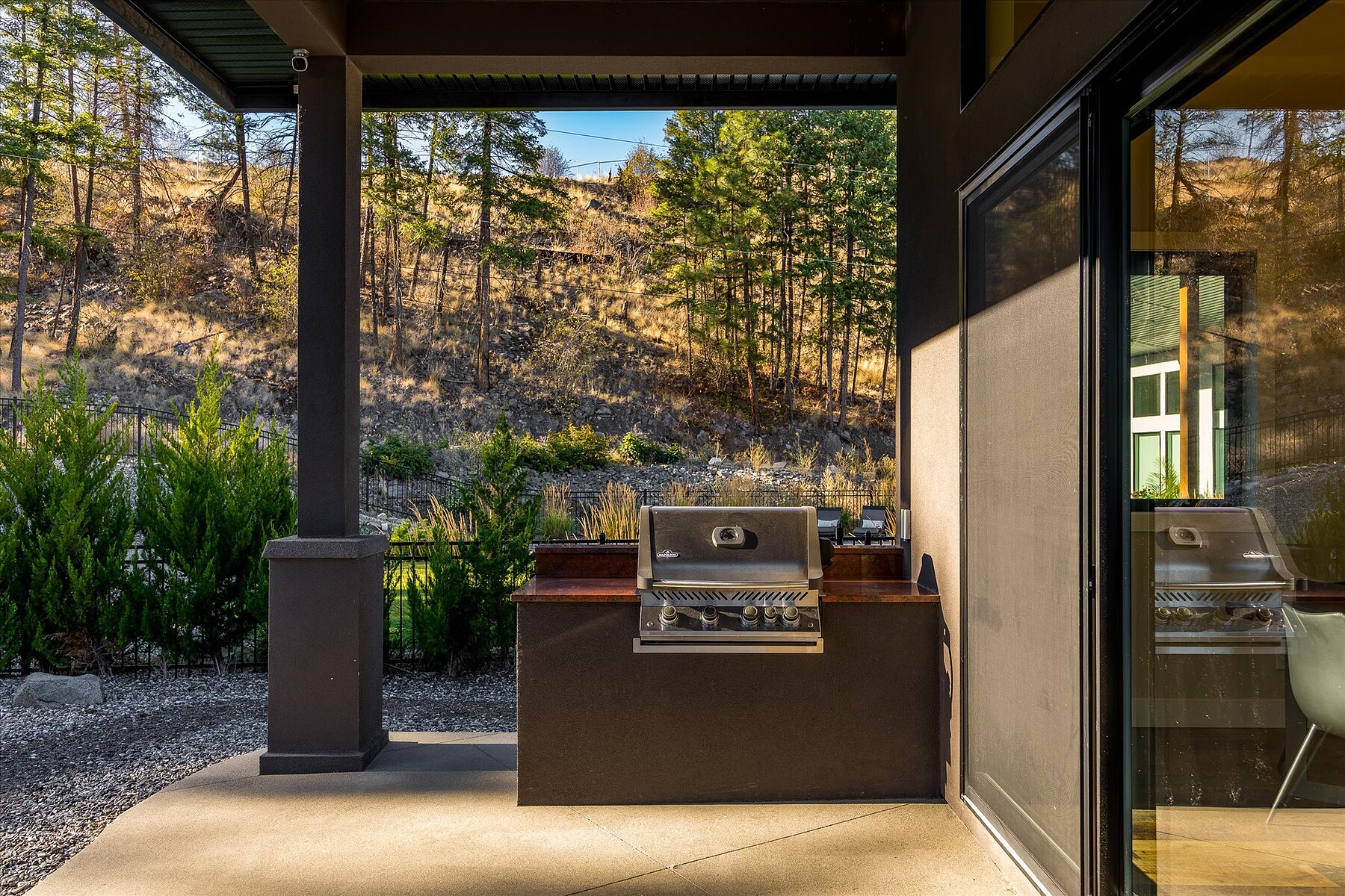  Contemporary Home in Lakestone - 物件實景