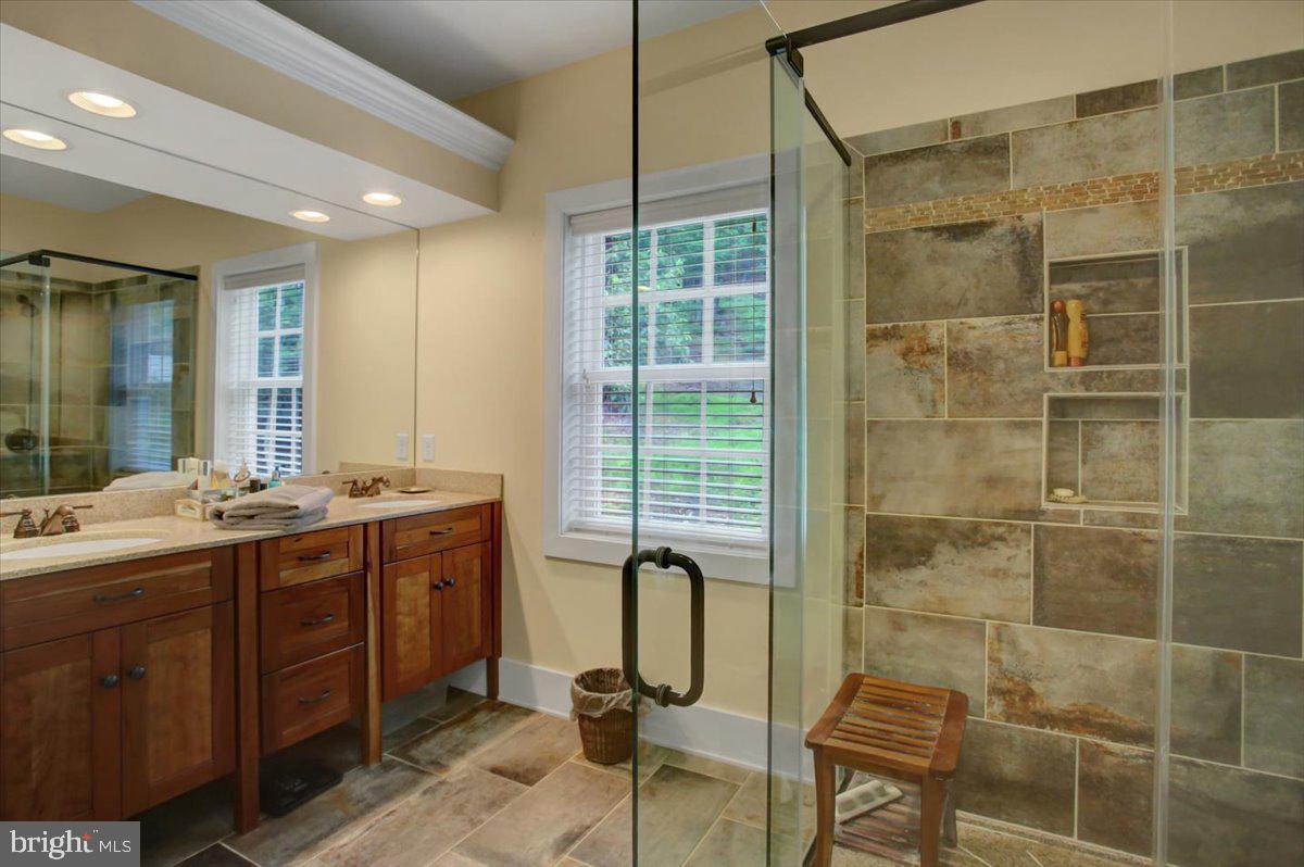 Mercersburg, Pennsylvania, 17236, United States, 5 Bedrooms Bedrooms, ,5 BathroomsBathrooms,Residential,For Sale,1903663