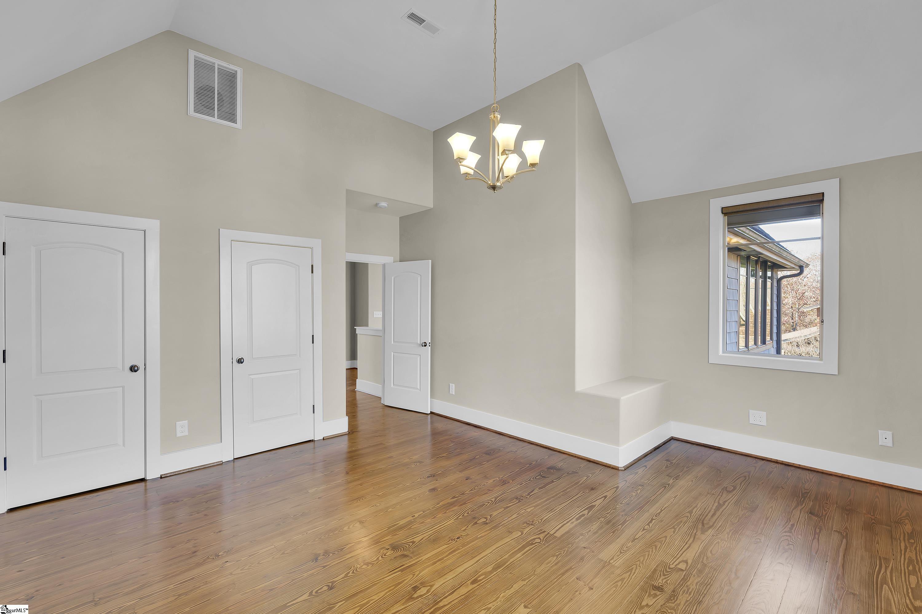 Piedmont, South Carolina, 29673, United States, 4 Bedrooms Bedrooms, ,4 BathroomsBathrooms,Residential,For Sale,2002140