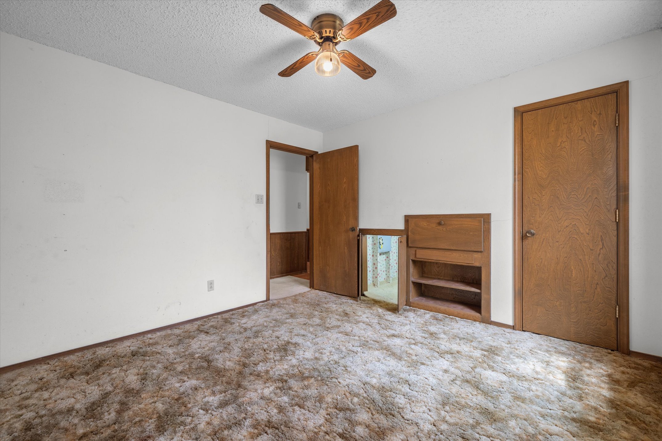 Wills Point, Texas, 75169, United States, 4 Bedrooms Bedrooms, ,3 BathroomsBathrooms,Residential,For Sale,1979230