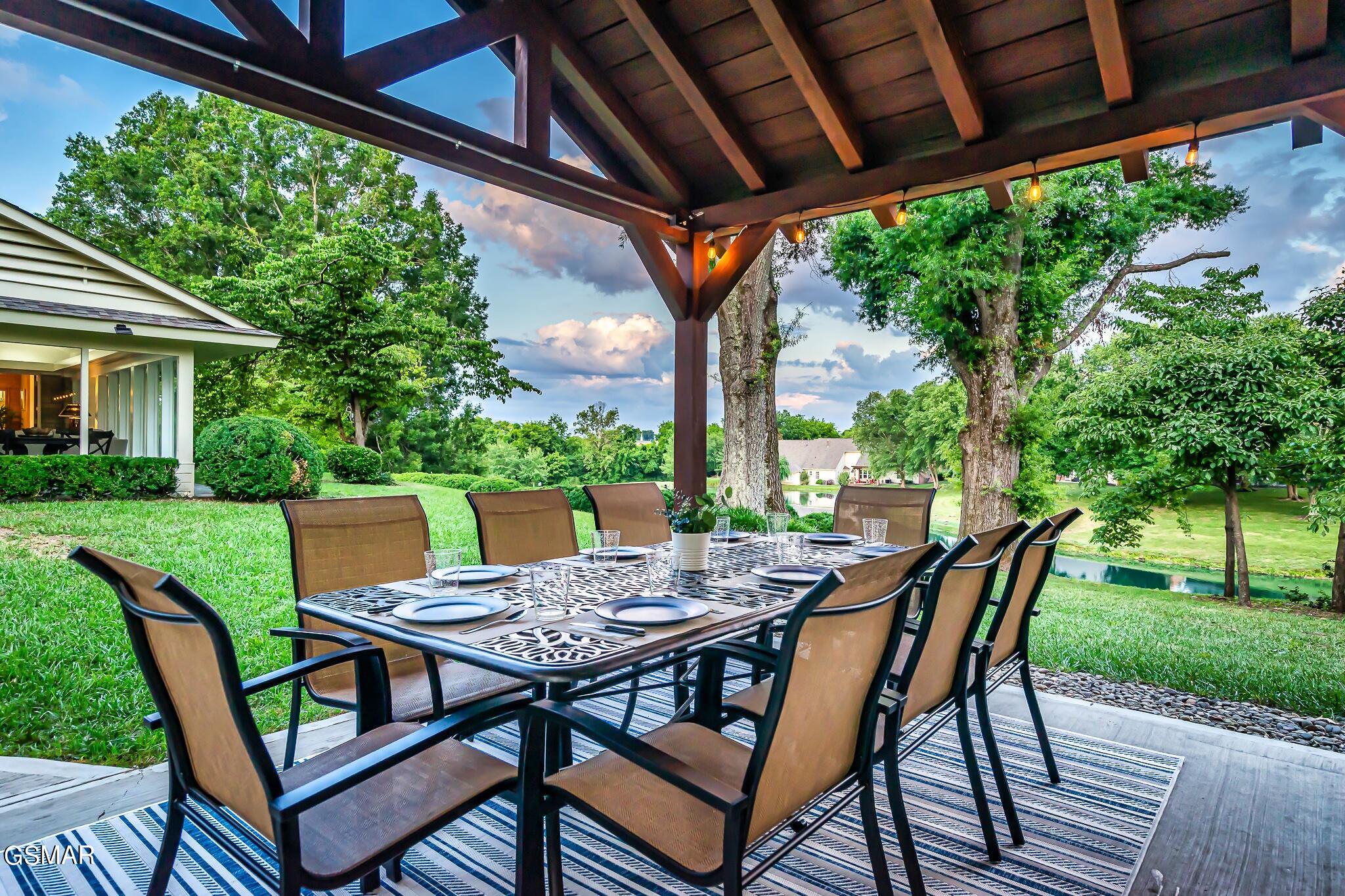 Sevierville, Tennessee, 37862, United States, 6 Bedrooms Bedrooms, ,9 BathroomsBathrooms,Residential,For Sale,1973767