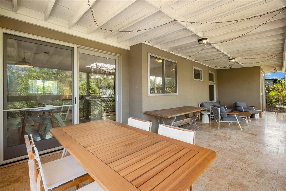 Paia, Hawaii, 96779, United States, 5 Bedrooms Bedrooms, ,4 BathroomsBathrooms,Residential,For Sale,1988155