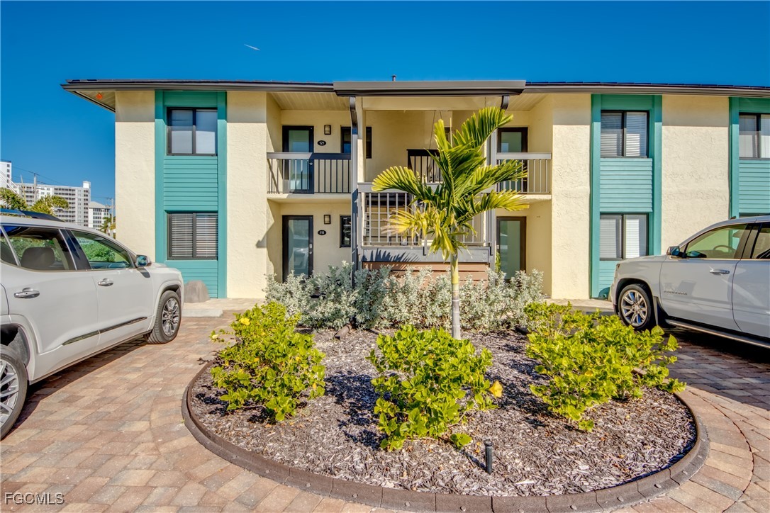 Fort Myers Beach, Florida, 33931, United States, 2 Bedrooms Bedrooms, ,2 BathroomsBathrooms,Residential,For Sale,2009064