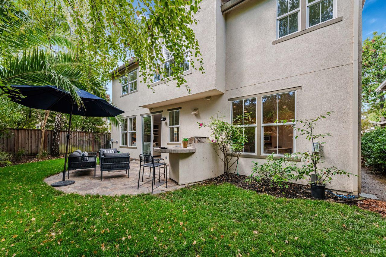 Novato, California, 94949, United States, 5 Bedrooms Bedrooms, ,3 BathroomsBathrooms,Residential,For Sale,1941742