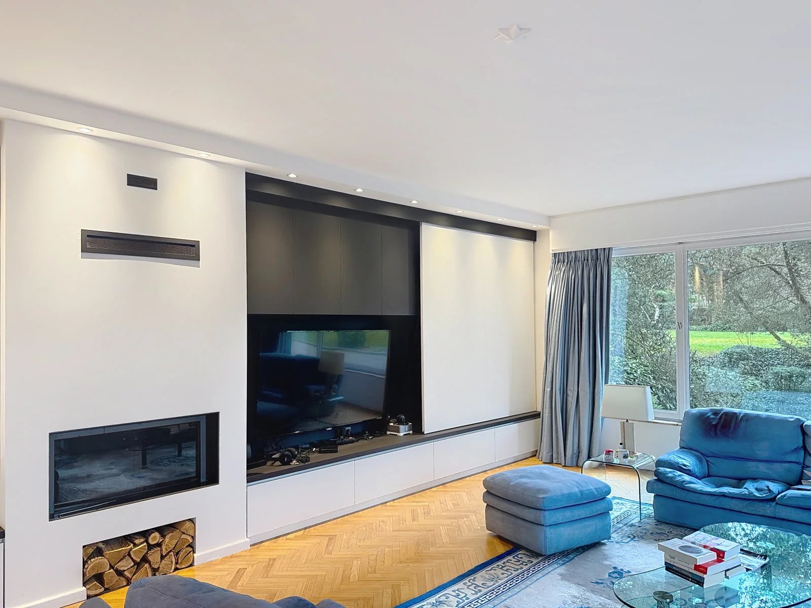 Uccle, 1180, BE, 3 Bedrooms Bedrooms, ,2 BathroomsBathrooms,Residential,For Sale,1995617