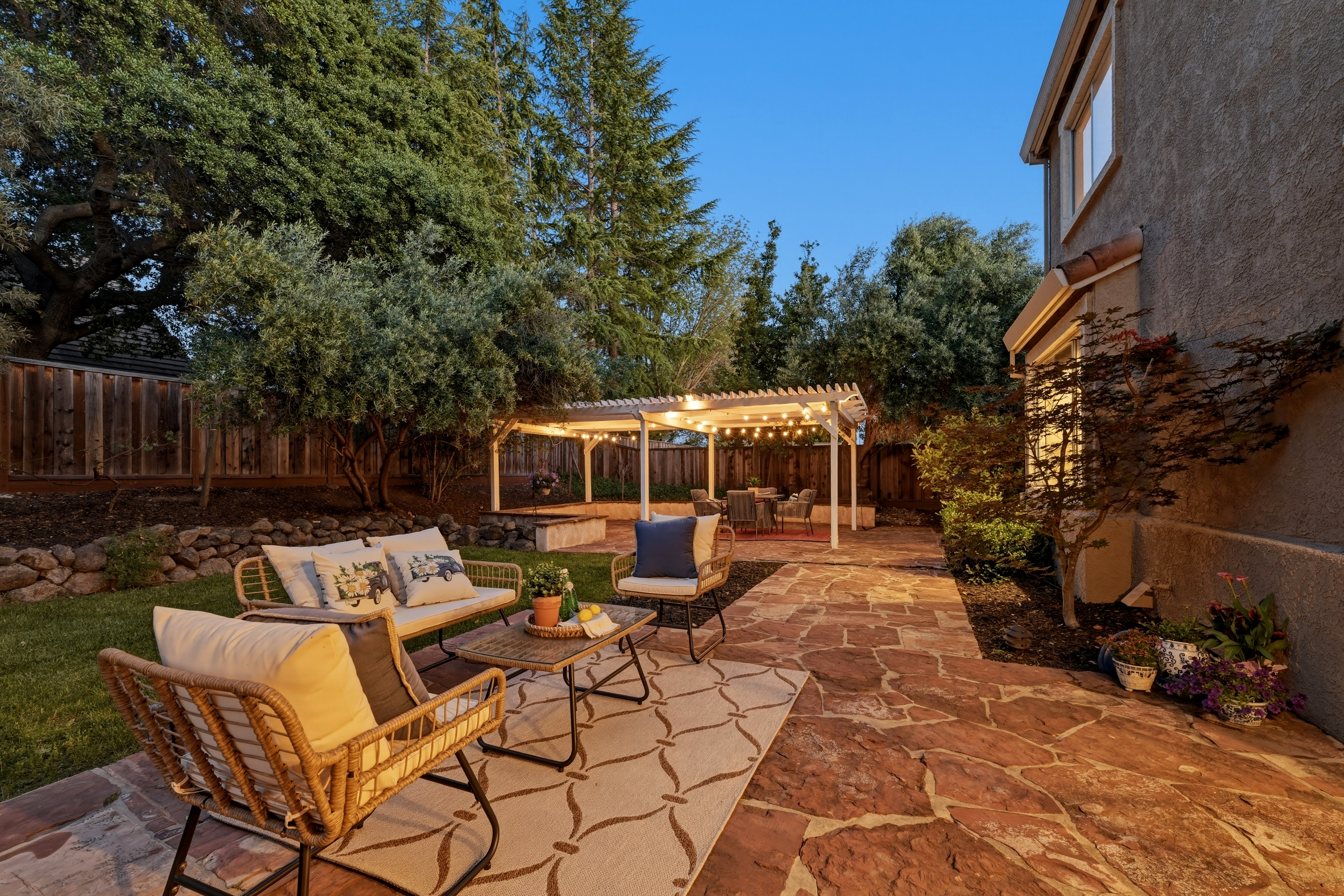 Peaceful Retreat with Pool and Serene Backyard - 物件實景