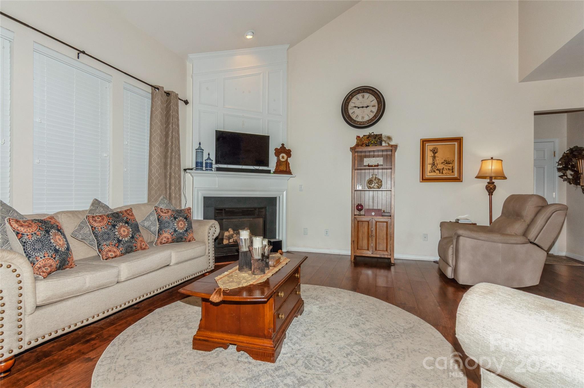 Cornelius, North Carolina, 28031, United States, 4 Bedrooms Bedrooms, ,3 BathroomsBathrooms,Residential,For Sale,1896609