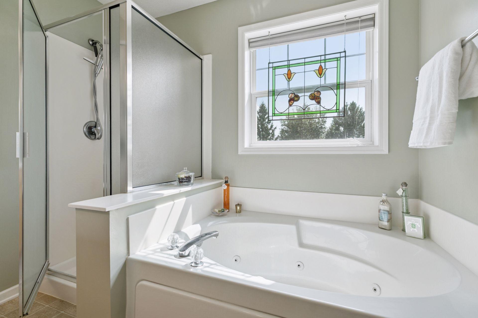 Chaska, Minnesota, 55318, United States, 4 Bedrooms Bedrooms, ,3 BathroomsBathrooms,Residential,For Sale,1947904