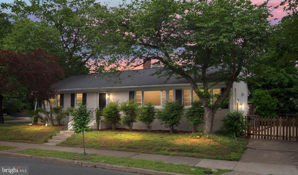 Dandridge St, Fredericksburg, VA 22401 #1