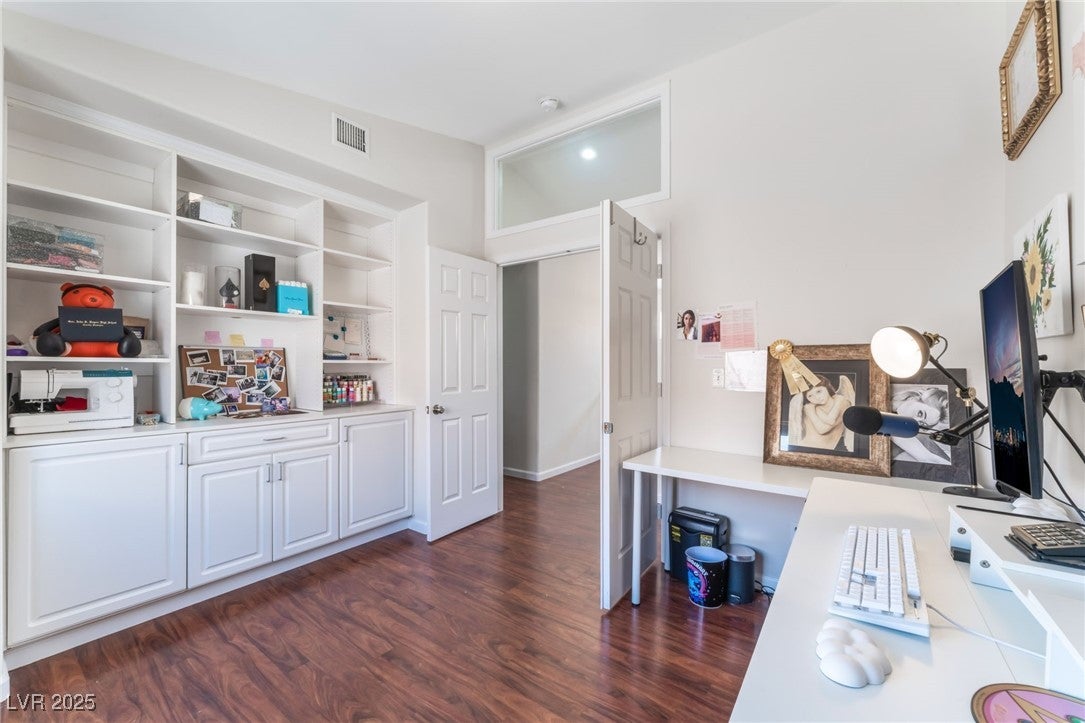 Las Vegas, Nevada, 89117, United States, 3 Bedrooms Bedrooms, ,3 BathroomsBathrooms,Residential,For Sale,1982245