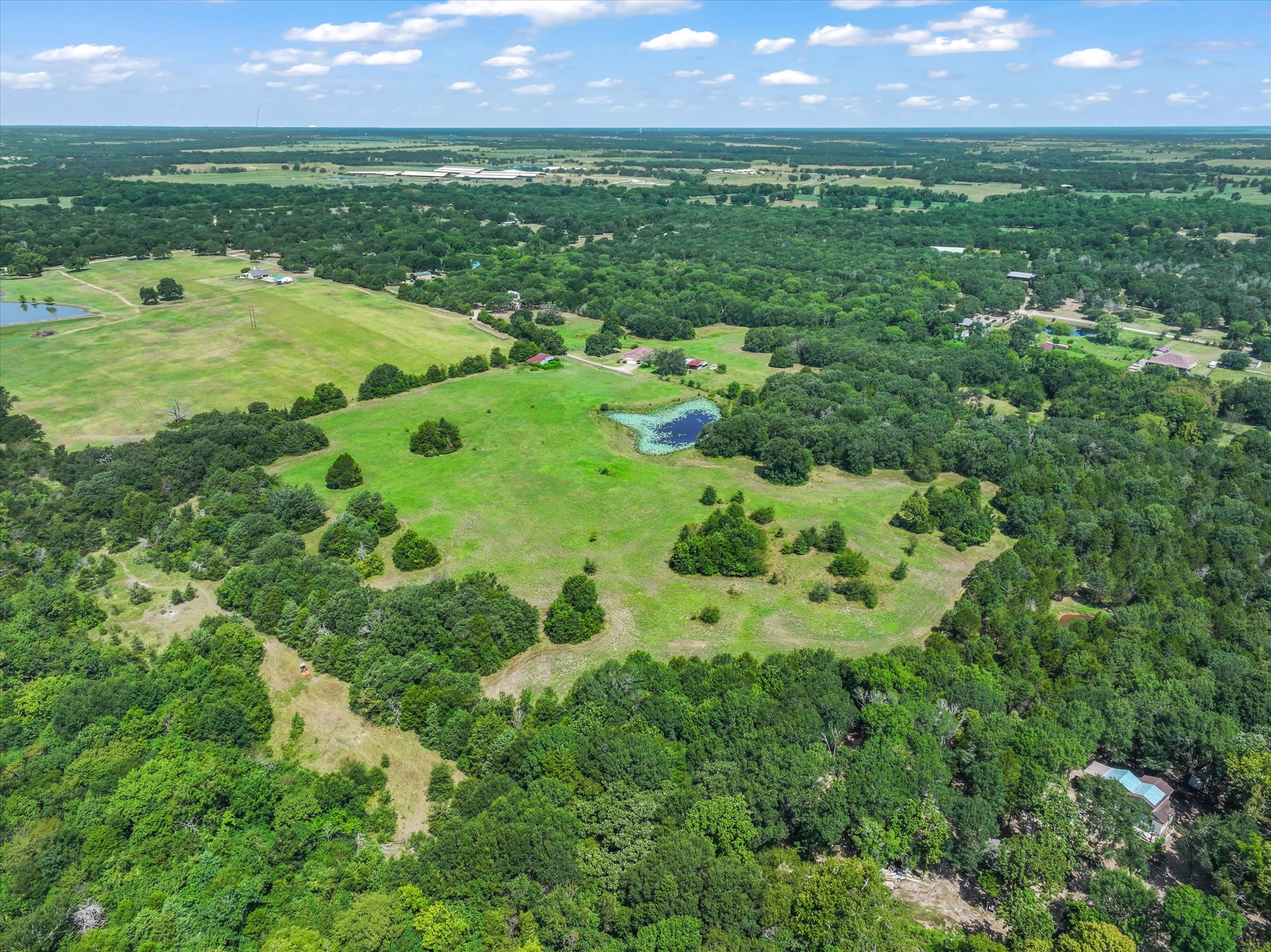 Wills Point, Texas, 75169, United States, 3 Bedrooms Bedrooms, ,3 BathroomsBathrooms,Residential,For Sale,1978262