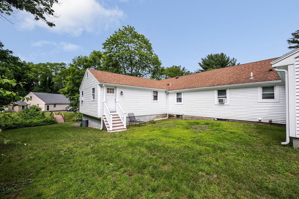 Groveland, Massachusetts, 01834, United States, 5 Bedrooms Bedrooms, ,3 BathroomsBathrooms,Residential,For Sale,1909322