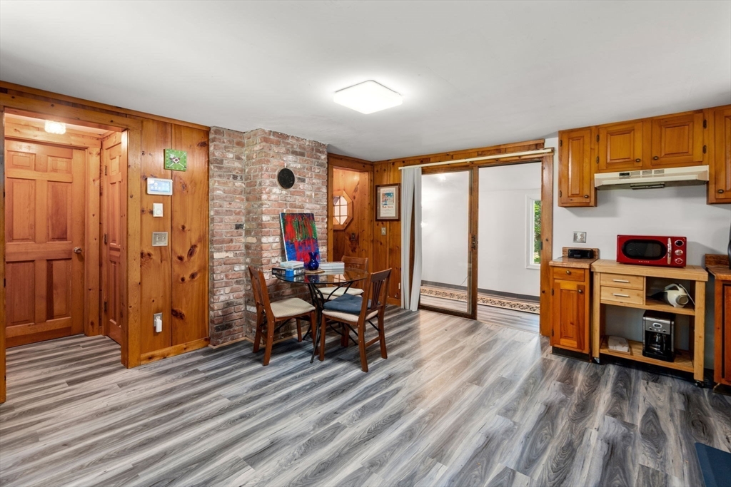Holland, Massachusetts, 01521, United States, 7 Bedrooms Bedrooms, ,6 BathroomsBathrooms,Residential,For Sale,1941756
