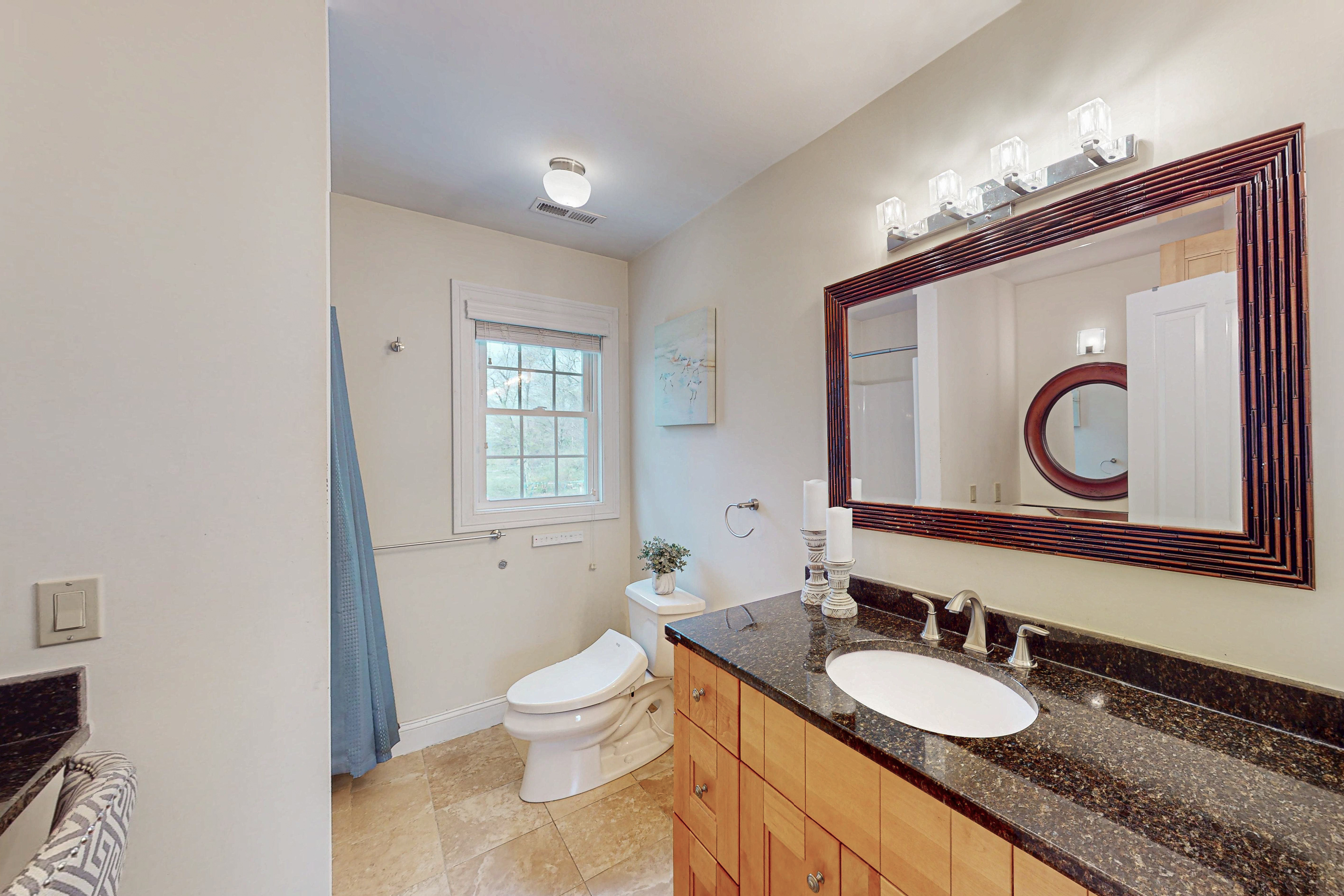  Magnificent Updated Colonial - 物件實景