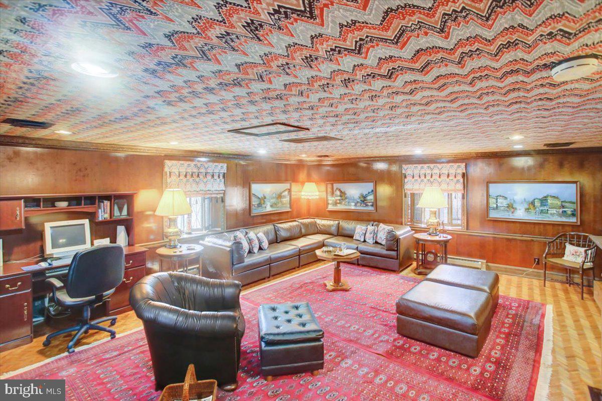 Waynesboro, Pennsylvania, 17268, United States, 4 Bedrooms Bedrooms, ,4 BathroomsBathrooms,Residential,For Sale,1731407