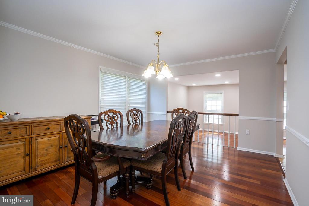 Princeton Junction, New Jersey, 08550, United States, 4 Bedrooms Bedrooms, ,3 BathroomsBathrooms,Residential,For Sale,1943905