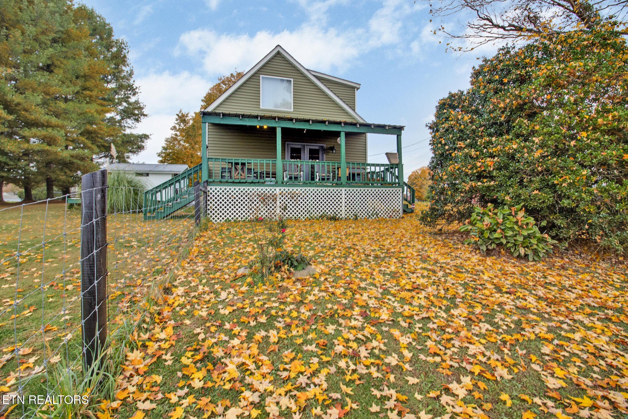 Crossville, Tennessee, 38555, United States, 4 Bedrooms Bedrooms, ,3 BathroomsBathrooms,Residential,For Sale,1996512