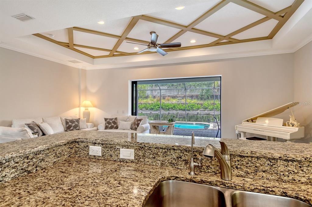 Bradenton, Florida, 34201, United States, 2 Bedrooms Bedrooms, ,2 BathroomsBathrooms,Residential,For Sale,1961743