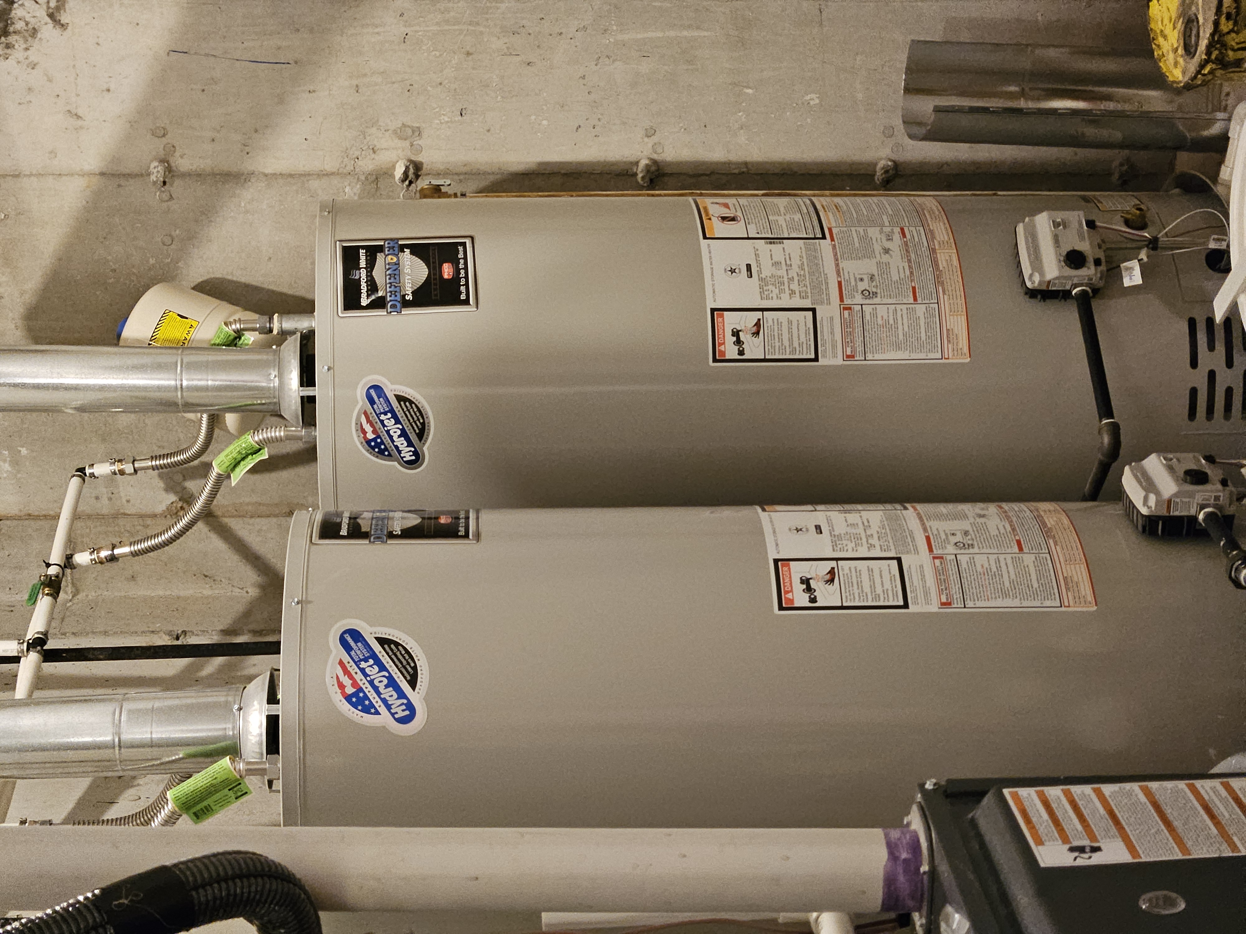 SPRINGFIELD, Missouri, 65804, United States, 4 Bedrooms Bedrooms, ,4 BathroomsBathrooms,Residential,For Sale,1996433